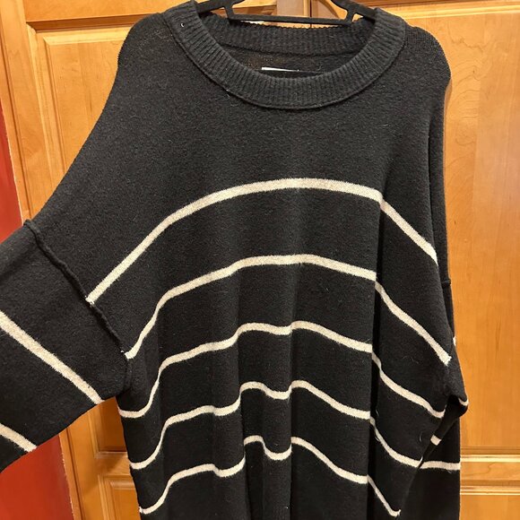 New Oversized XXL Aerie Sweather - Picture 1 of 3